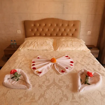 Epoch Stone House Отель