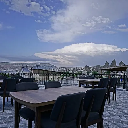 Hotel Epoch Stone House 2*