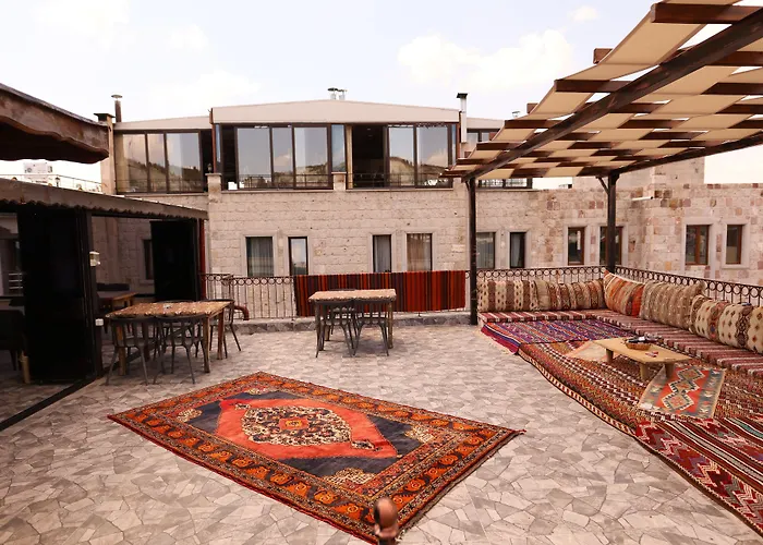 Epoch Stone House 2*