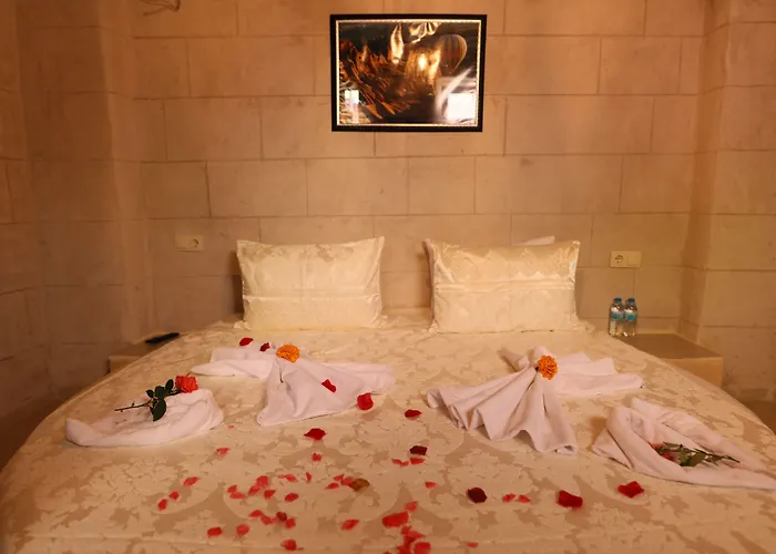 Epoch Stone House 2*